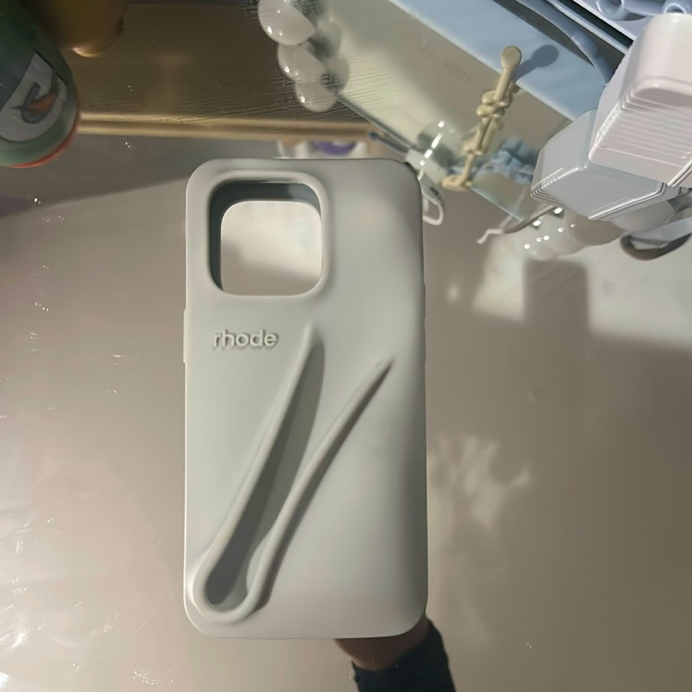 SOLD - RHODE Lip Case iPhone 14 Pro